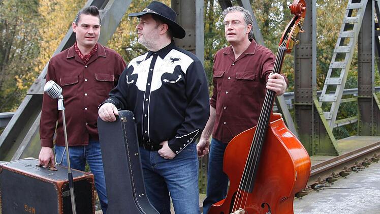 Die Hugenottenstadt Cowboys aus Erlangen sind Arne Unbehauen, Günther Sander und Andy Dorn (v.l.) Am Freitag spielen sie im Wort&Klang.  Foto: Privat