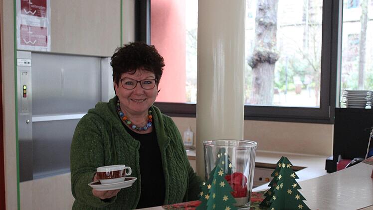 Hildegard Mogalle möchte niemanden alleine lassen - schon gar nicht am Heiligabend ... Foto: Marieke Fiala