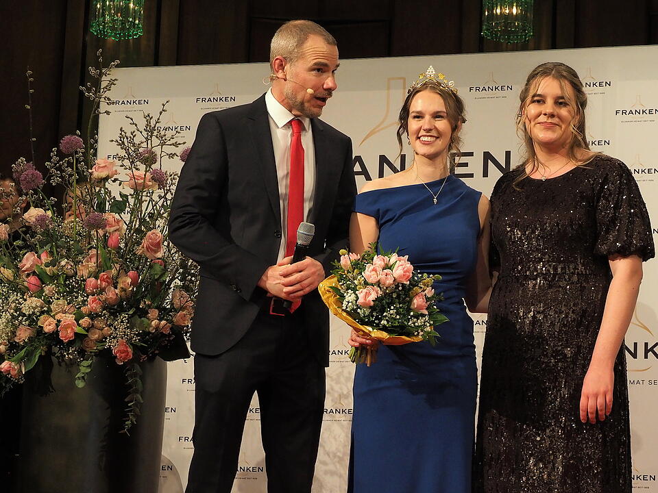 Die 68. Fr&auml;nkische Weink&ouml;nigin wurde gekr&ouml;nt.