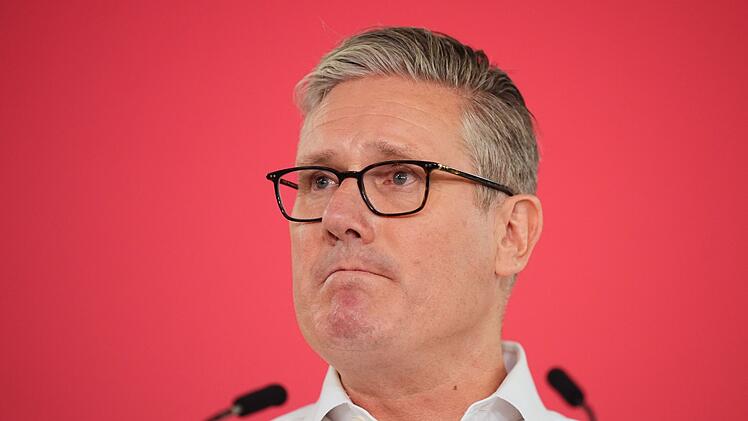 Nach dem Wahldebakel f&uuml;r Labour: Starmer h&auml;lt Rede