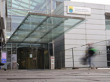 Klinikausstieg: Der Landkreis hat jetzt jeden Grund zu bremsen