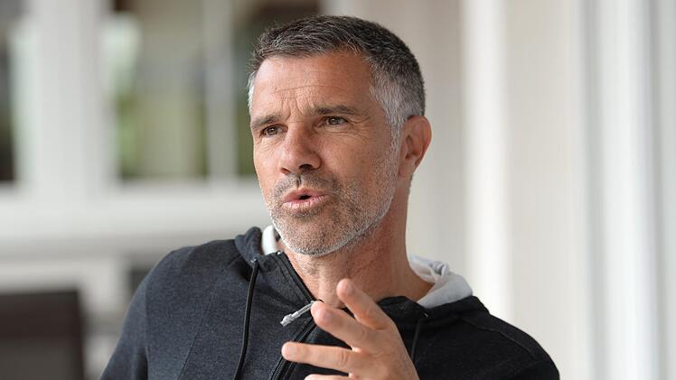 Kehrt er bald auf die Trainerbank zurück? Gino Lettieri ist offen für ein neues Engagement. Foto: Peter Mularczyk