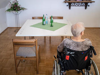Die amerikanische FDA-lässt erstmals Aducanumab als Alzheimer-Therapieansatz zu.