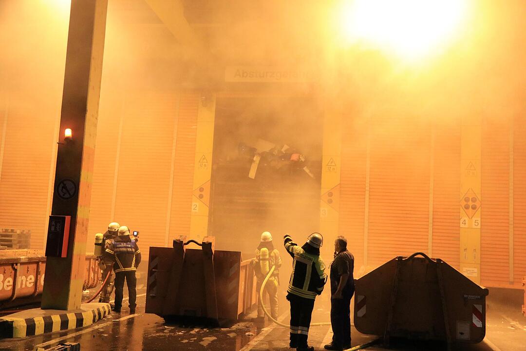 Bamberger Müllheizkraftwerk: Tonnen von Müll geraten am Dienstag in Brand