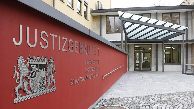 Die Verhandlung zur Brandstiftung in der Kronacher JVA gliederte sich am Landgericht Coburg in vier Prozesstage. Foto: Symbolbild