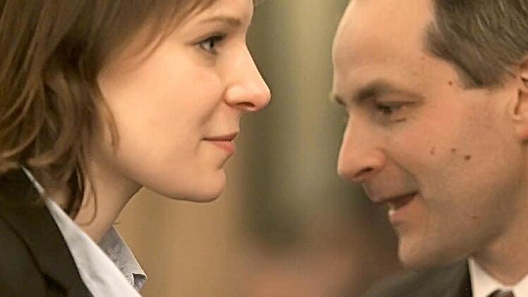 Emmi Zeulner aus Lichtenfels ist das neue Gesicht der CSU in der Region: Der bei der Nominierung unterlegene Jörg Kunstmann will sie beim Wahlkampf unterstützen. Foto: Tim Birkner