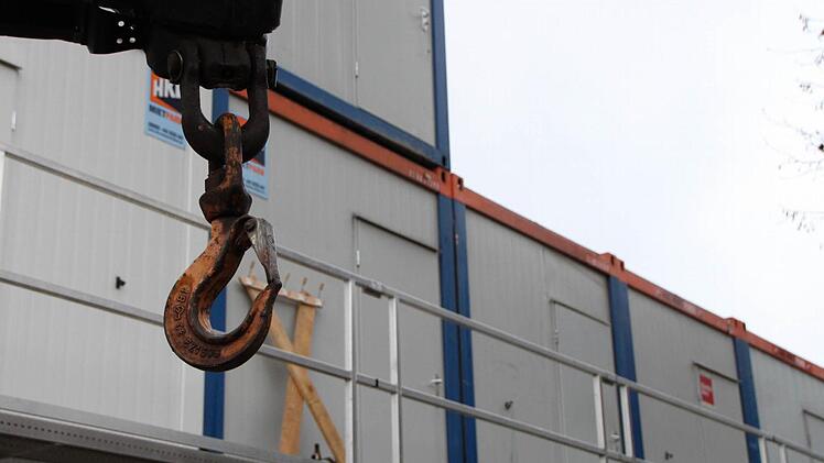 Nun werden sie abtransportiert. Foto: Ulrike Müller