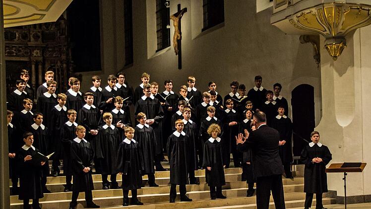 Faszination Chorgesang: Der Windsbacher Knabenchor beeindruckte zahlreiche Zuhörer in der Coburger Morizkirche.Foto: Jochen Berger