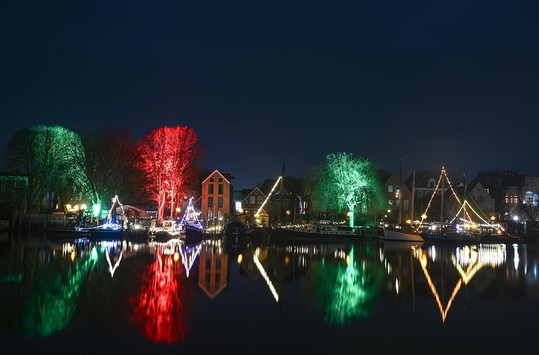 Erleuchteter Weihnachsmarkt in Leer
