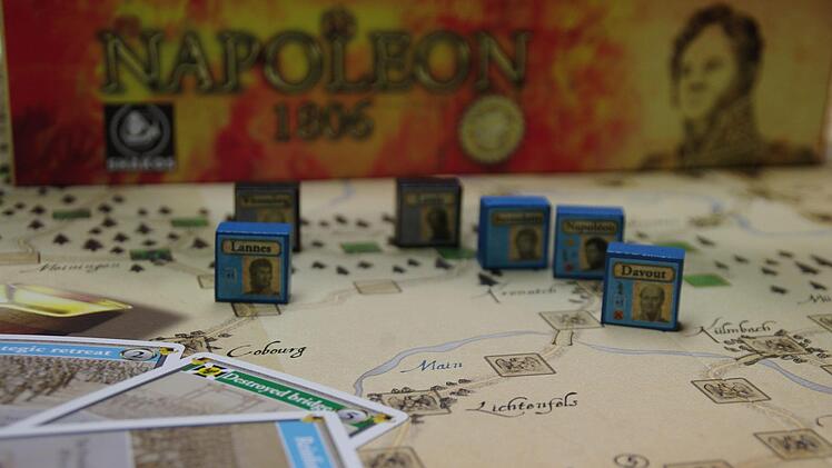 Ein Brettspiel befasst sich mit Napoleons Marsch durch Franken und Thüringen gegen die Preußen. Foto: Marco Meißner
