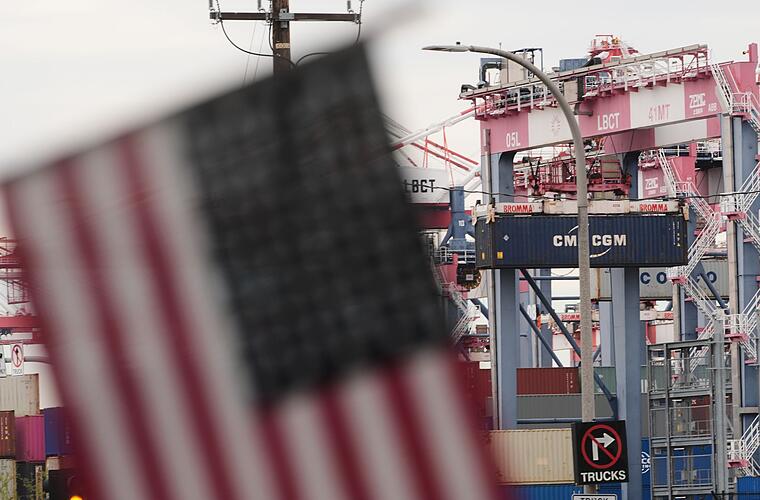 Deutsche Exporte sinken im Januar deutlich