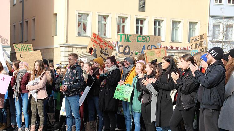 Schüler-Demo in Coburg für mehr Umwelt- und KlimaschutzOliver Schmidt