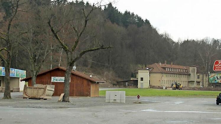 Der leere Schützenplatz: Ein Bild, das die Kronacher heuer wohl öfter zu sehen bekommen werden. Foto: Thomas Heuchling