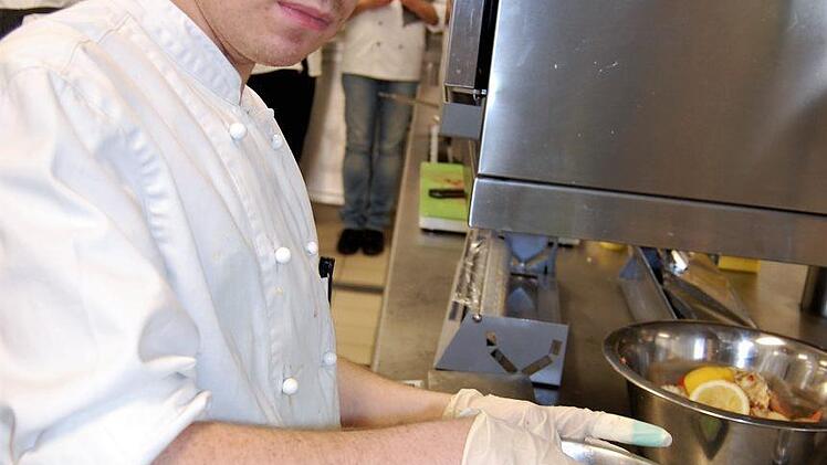 Markus Gensler, Koch-Azubi (3. Lehrjahr) im Rehazentrum Bad Bocklet Foto: Sigismund von Dobschütz