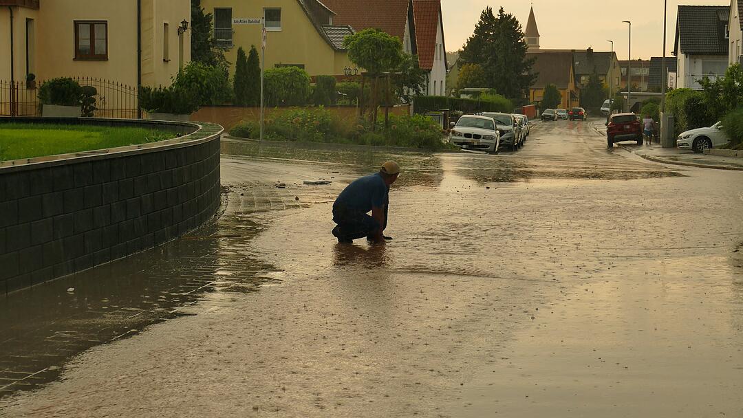 Kräftige Unwetter halten Mittelfranken im Atem