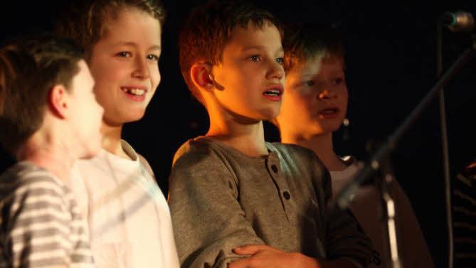 Der Schulchor Foto: Katja Nauer
