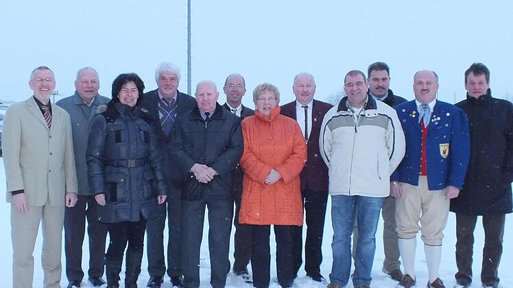 Die ehrenamtlich Tätigen, die von der Gemeinde ausgezeichnet wurden. Foto: Björn Hein