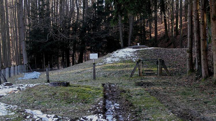 Direkt neben den Grundstücken des Ortsteiles Kottendorf und dem Wald ist der Altbrunnen, der seit 25 Jahren nicht mehr an das Trinkwassersystem des Zweckverbandes angeschlossen ist.Günther Geiling