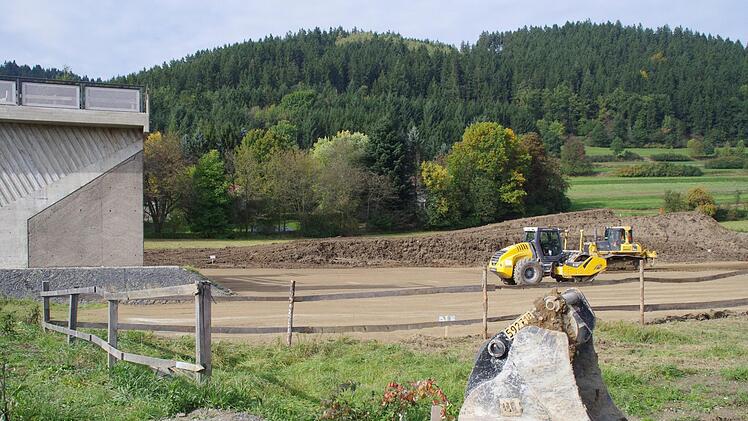 Bauarbeiten an der Umgehung Zeyern. Foto: Marco Meißner
