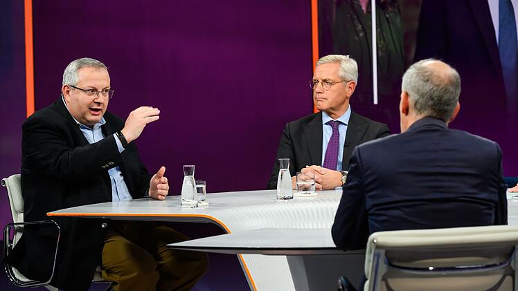"Mit dieser Administration kann kein Transatlantizismus stattfinden", erklärte der deutsch-amerikanische Wirtschaftswissenschaftler Rüdiger Bachmann.