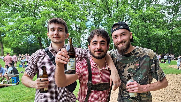 Bürgermeistersteg in Erlangen: Party trotz harter Regeln