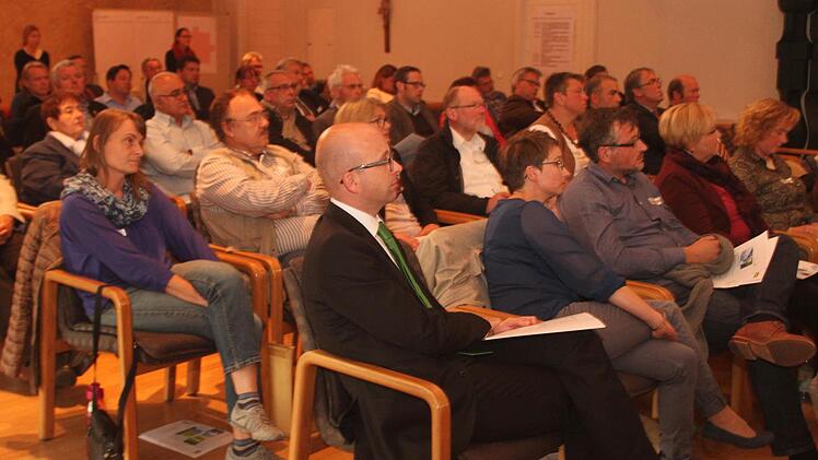 Blick in die Reihen der Forums-Teilnehmer Foto: Günther Geiling