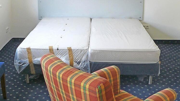 Der Blick in eines der neuen Pensionszimmer in dem Gebäude in Enchenreuth. Fotos: Klaus-Peter Wulf