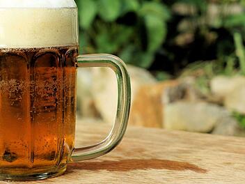 Du hast Lust dein eigenes Bier zu brauen oder suchst noch nach dem perfekten Geschenk? Dann können wir dir hier diese 5 Brau-Sets empfehlen.