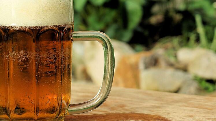 Du hast Lust dein eigenes Bier zu brauen oder suchst noch nach dem perfekten Geschenk? Dann können wir dir hier diese 5 Brau-Sets empfehlen.