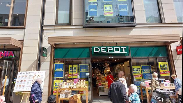 Depot startet R&auml;umungsverkauf: F&uuml;rther Filiale vor Schlie&szlig;ung?