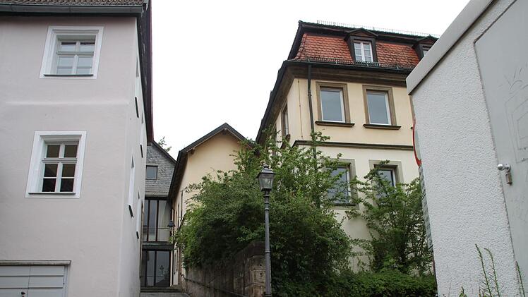 Das Gebäude der Volkshochschule in der Bauergasse wird von Grund auf saniert und umgebaut. Foto: Dagmar Besand