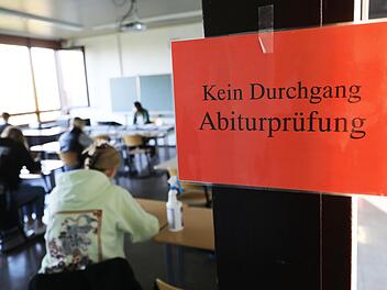 War das Mathe-Abi zu schwer? Eine Frage, die nicht nur Schüler, sondern auch Lehrer bejahen.