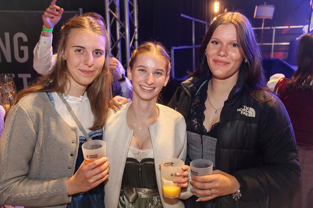 Gefeiert wurde mit der Kult-Partyrockband Radspitz!