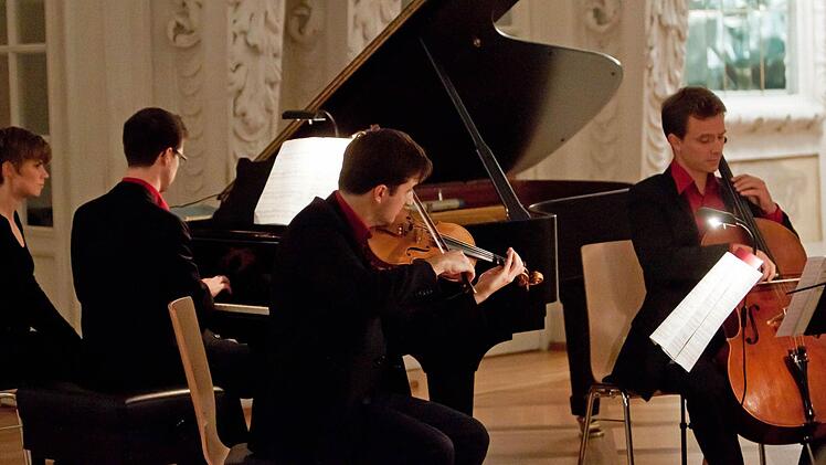 Impressionen vom Konzert im Riesensaal der Coburger EhrenburgFoto: Jochen Berger
