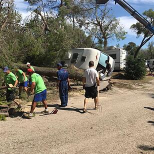 Unwetter über Italien - Verwüstungen auf Campingplatz