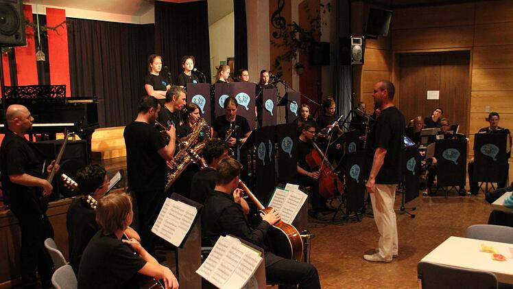 Die Zuskaband mit ihrem Leiter Jiri Tauber