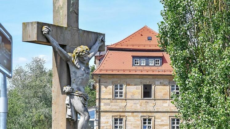 Mit den Todesfällen in Schloss Gleusdorf muss sich das Landgericht erneut befassen. Foto: R. Rinklef