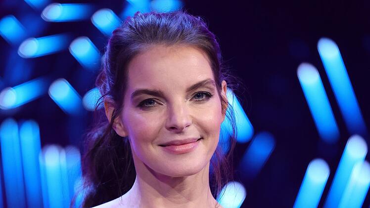 Yvonne Catterfeld hat viel Respekt vor Künstlerinnen und Künstlerin, die sich den ESC zutrauen.