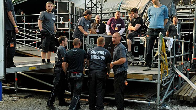 Sie sorgen f&uuml;r den guten Ton und ein sicheres Rocken im Park: die Festival-Crew.