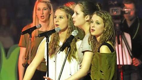 Die "Young Voices" sangen gefühlvoll, etwa "The Lion sleeps tonight".
