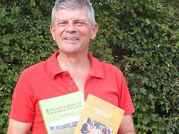 Dieter Wirth hat bereits zwei Frankenkrimis veröffentlicht, der dritte ist in Arbeit. Foto: Manfred Welker