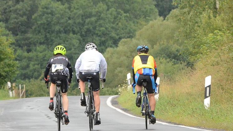 Es geht weiter: Nach einer einjährigen Pause findet am 4. August zum zweiten Mal der Rhön 300-Radmarathon statt. Foto: Jürgen Schmitt