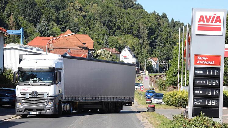 ... deshalb musste er auf dem Tankstellengelände wenden. Foto: Friedwald Schedel