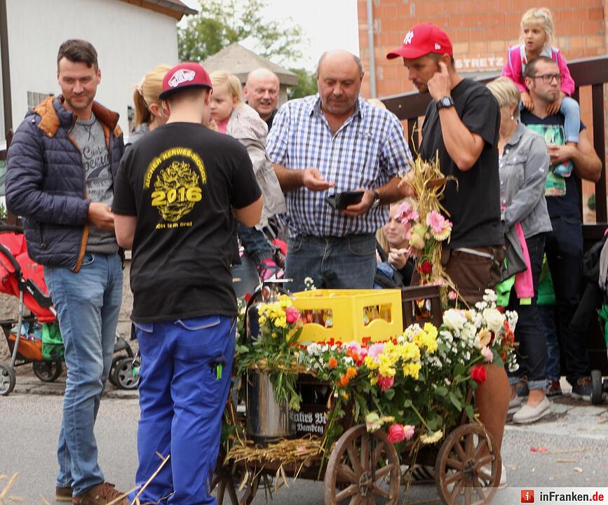 Strohbären in Kirchaich
