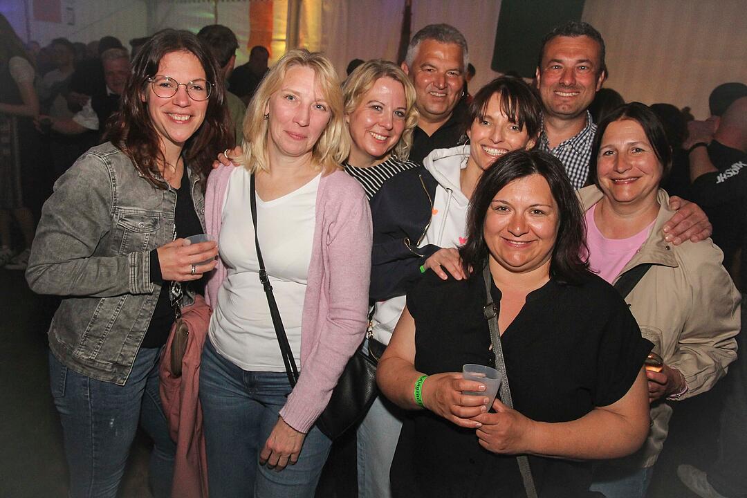 Party mit den DORFROCKERN Party mit den DORFROCKERN