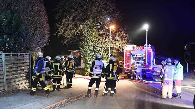 Zimmerbrand am Unterauracher Weg. Foto: Ronald Rinklef