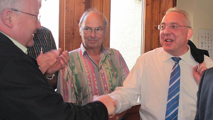 Glückwünsche für Harald Hübner.