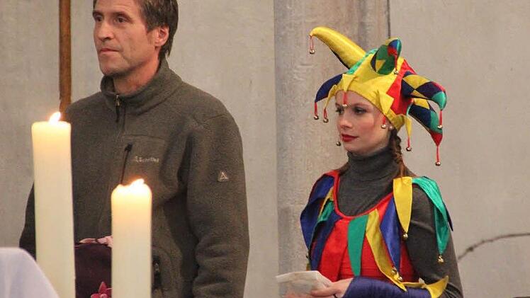 Ein Clown im Gotteshaus... in der Stadtpfarrkirche in Münnerstadt. Foto: Heike Beudert
