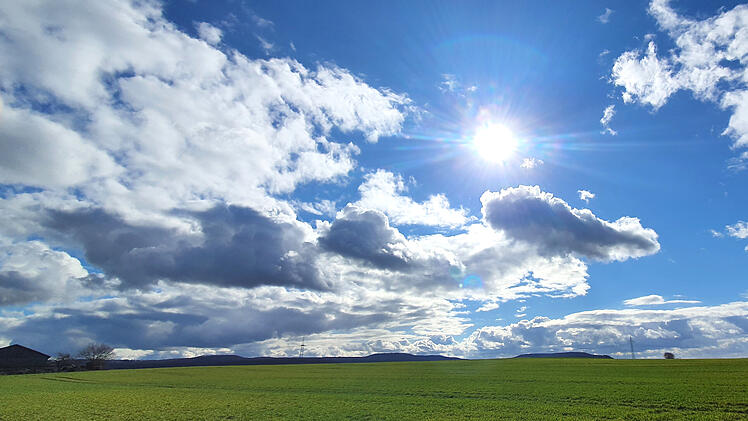 Am Sonntag dürfen wir uns auf Sonne und warme Temperaturen freuen. Kommt der Sommer endlich, um zu bleiben?