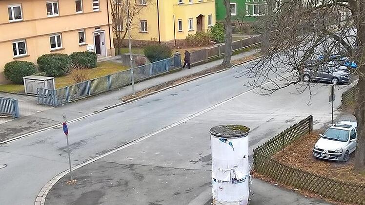 Litfasssäule in der Kulmbacher Luitpoldstraße Foto: hartmutrieck